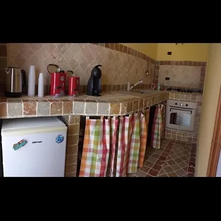 Domus Luna Apartment *